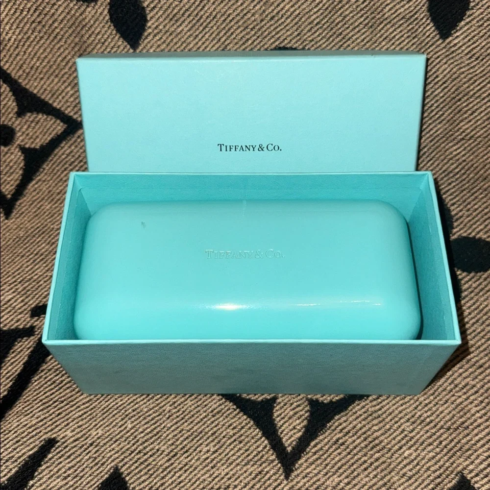 Tiffany & Co. Sunglasses Full Inclusion - Picture 4 of 8